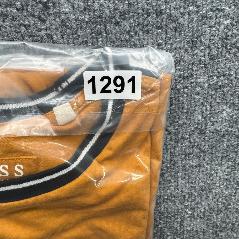 Guess T-Shirt Men's Size M Mustard Yellow Short Sleeve Graphic Logo Tee Casual‎ - Picture 13 of 13